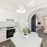 Casa Leucosia *